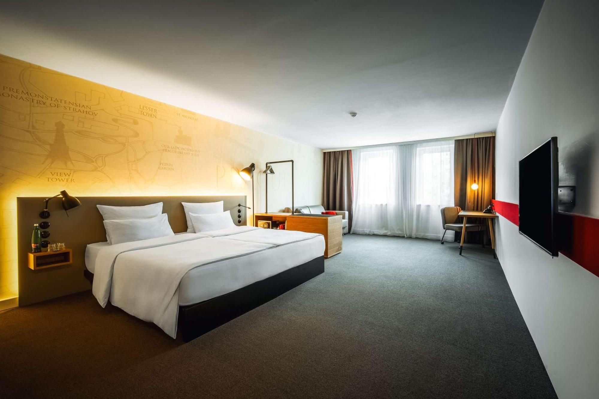 Pentahotel Прага Екстериор снимка