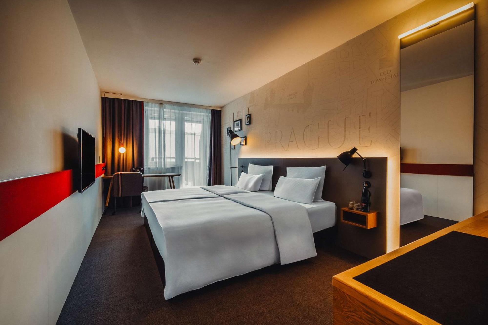 Pentahotel Прага Екстериор снимка