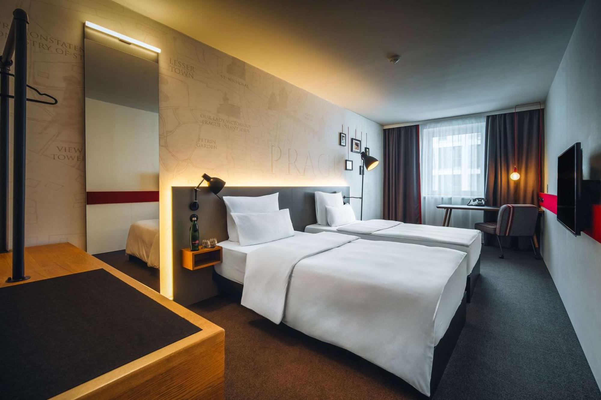 Pentahotel Прага Екстериор снимка